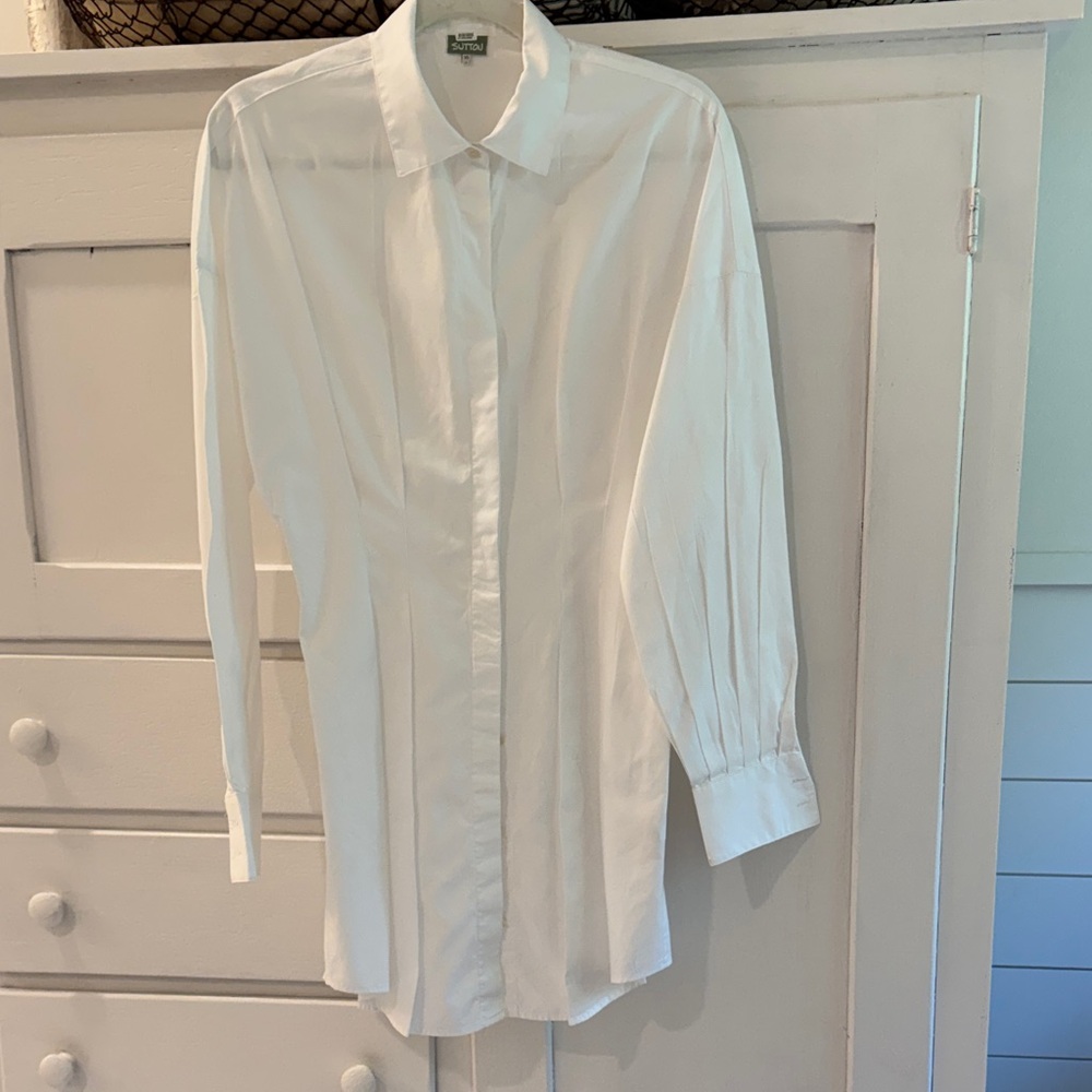 Sutton Strake brand Elegant White Blouse